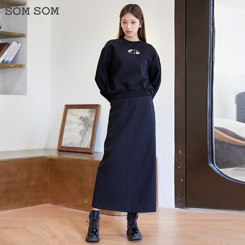 SOMSOM/索玛松紧腰长款过膝半身裙女春季运动休闲通勤百搭A字裙子