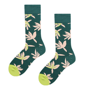 椿记绿色花朵袜子女中筒ins潮秋季外穿2021年新款洋气网红款长袜