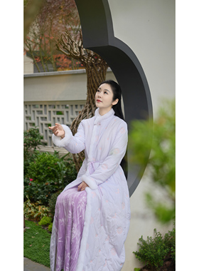 【紫烟萝】新中式国风冬季紫色绣花保暖精致毛边宽松休闲长款棉服