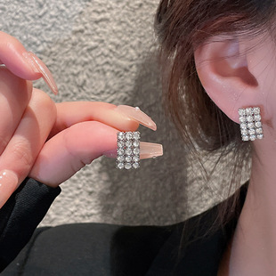 srrmhyn精致小方块耳环女韩国高级感气质水钻网红耳钉耳