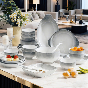 碗碟套装家用2026新款高颜值简约碗盘筷景德镇陶瓷釉下彩餐具乔迁
