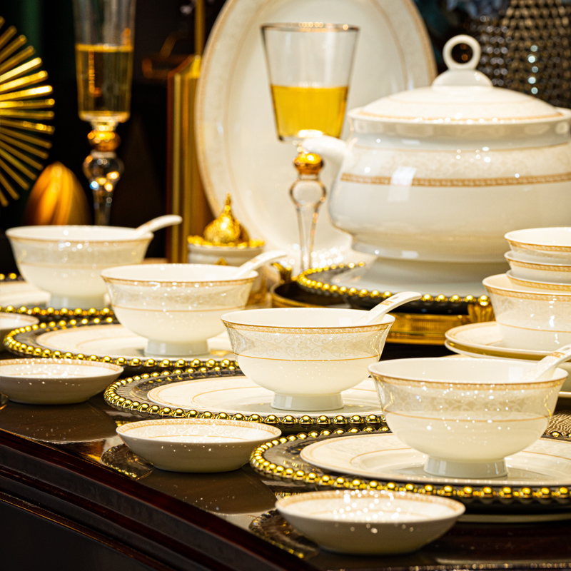 2025新款景德镇轻奢骨瓷碗盘套装