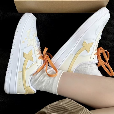 【定制球鞋】特步 空军一号 星光露露 橙黄防滑耐磨低帮板鞋女款