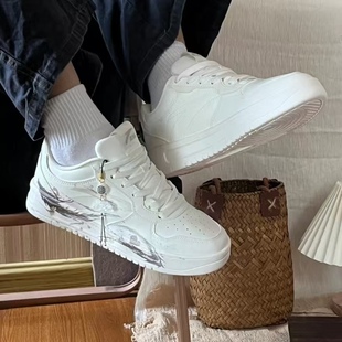 安踏轻松归龙潮简约百搭中国风潮酷涂鸦手绘低帮板鞋 定制球鞋