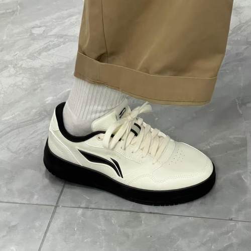 李宁天迹SOFT熊猫女板鞋冬季厚底回弹软底增高百搭板鞋休闲运动鞋