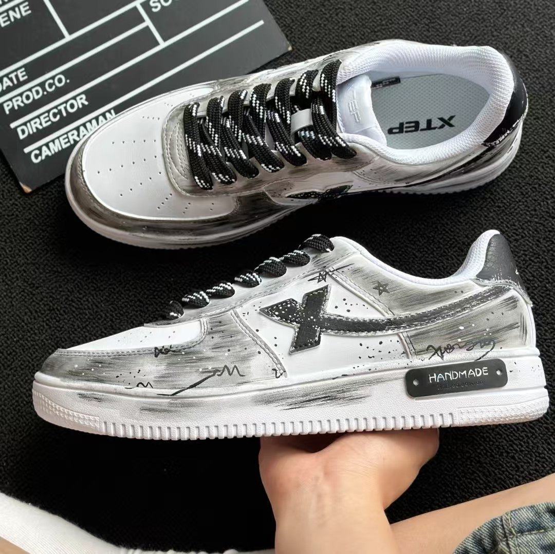 【定制球鞋】夜行特步男女同款空军一号百搭轻质防滑耐磨手绘板鞋,运动鞋new,板鞋,淘宝优惠券,粉丝福利购,淘宝优惠卷