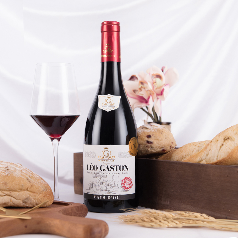 法国红葡萄酒蓝菲嘉仕顿