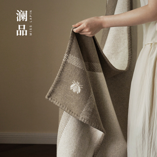 澜品 100%纯羊毛盖毯侘寂风氛围感沙发毯轻奢高级感羊毛毯 蜂语