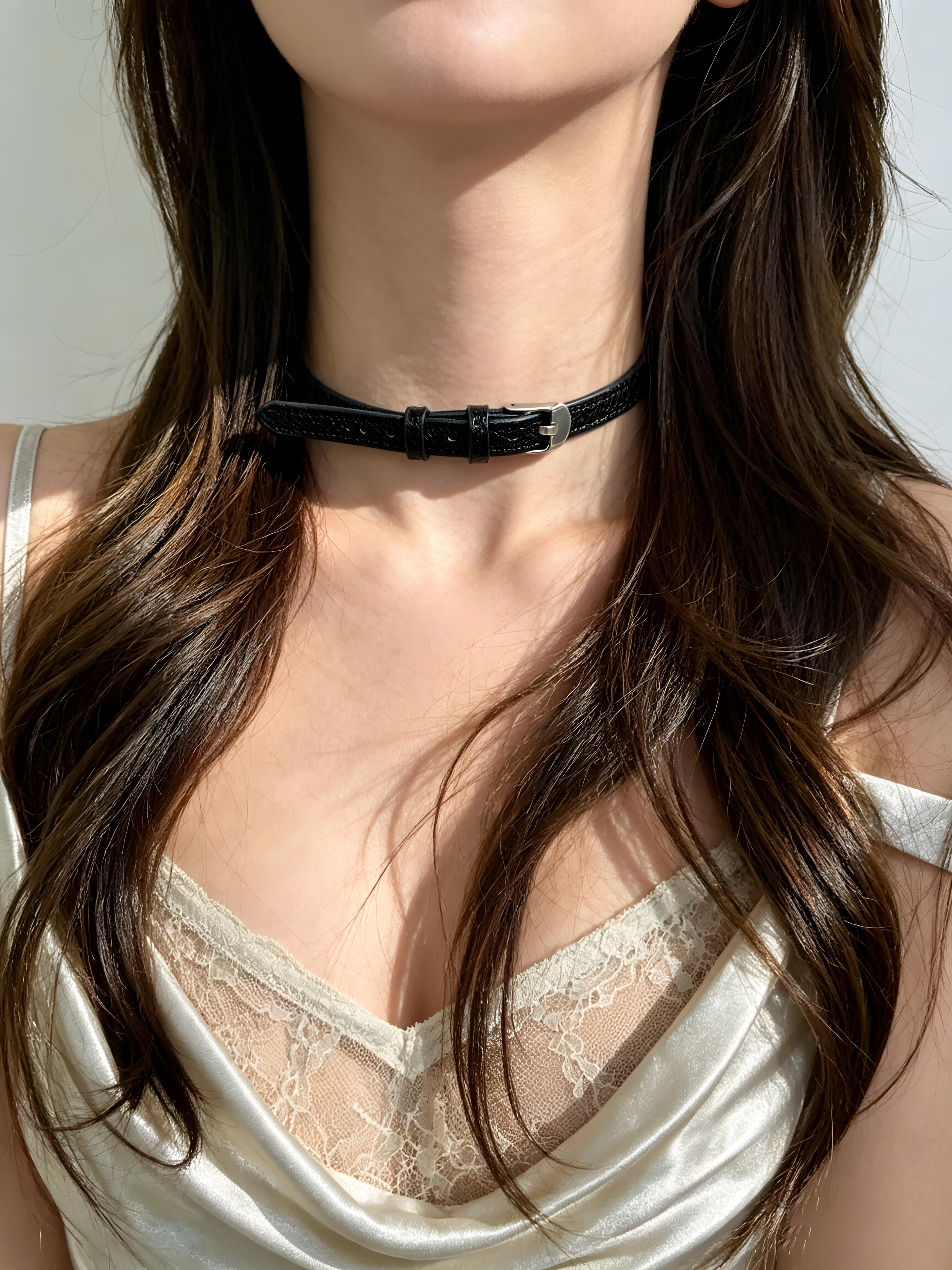 日常百搭黑色choker皮带扣项圈小众高级感辣妹颈链皮质女网红气质