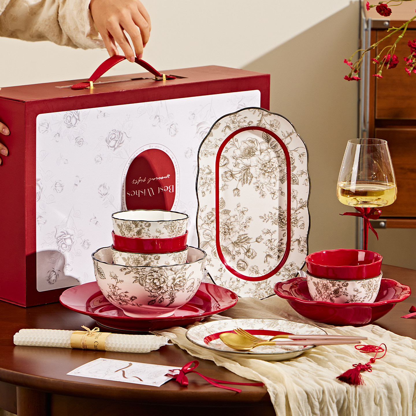 红色餐具套装结婚礼物送新人碗盘礼盒新婚陪嫁高级感陶瓷碗具玫瑰