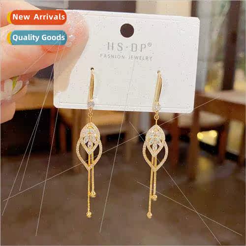 Korea delicate zirconia leaf ear hooks niche fashion celebry
