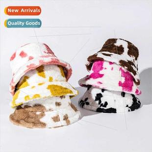 female imation rabb Autumn bucket hat hair sweet winter