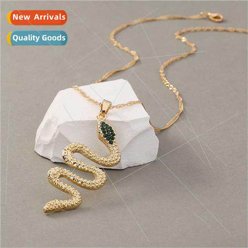 Europe collarbone chain women nd diamonds gold snake pendant