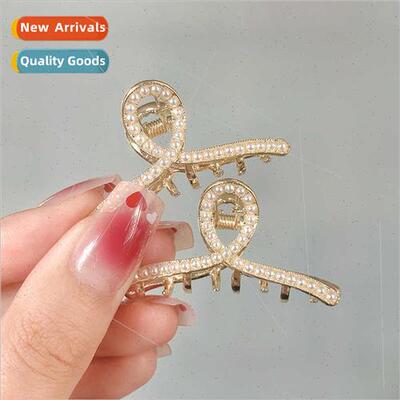 Premium feeling pearl scrunchies side hair clips new metal h