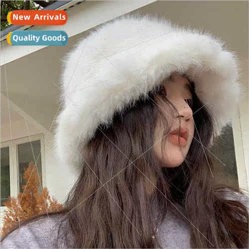 Whe plush cap female winter Korean  show face small thickene