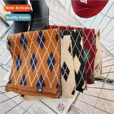 2023 new rhombic lattice versatile knted scarf female studen