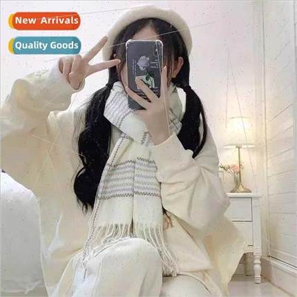 2023 new whe scarf female winter Korean atmosphere sense pla