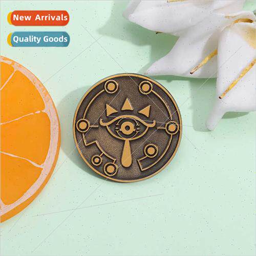 Creative new game  modeling brooch personalized king tears s