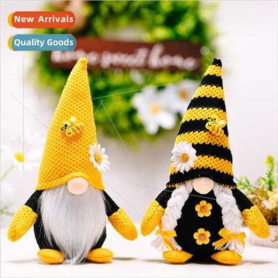 New Bee Day Knted Daisy Rudolph Doll Harvest  Ornament Facel