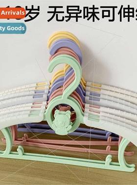 Multifunctional cartoon children retractable coat rack baby