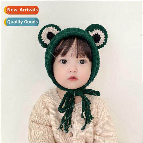 Winter handmade frog hat cute big eyes knted ear protection