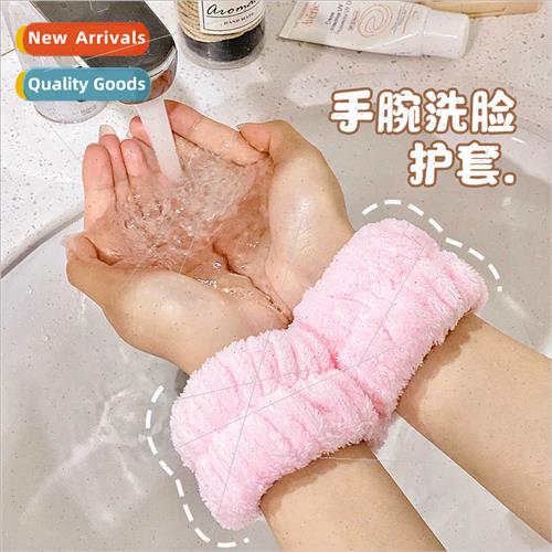 Wash face wristbdivinely absorbent to cuffs sports wiping sw