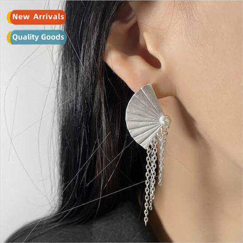 Long sfan-shaped tassel earrings female simple niche pearl f