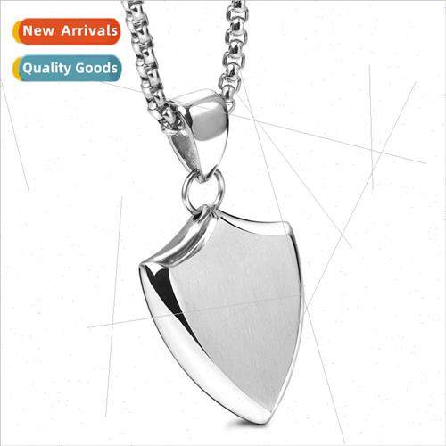 Europe triangle simple shield two-tone tanium steel pendant
