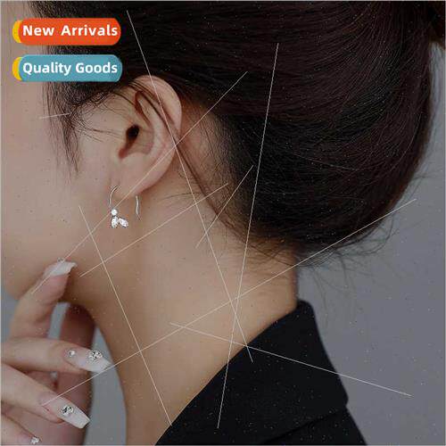 Zirconia leaf earrings creative C-ring earrings female new t