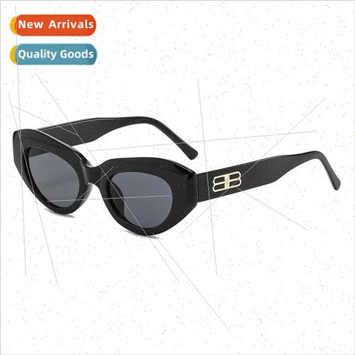 2113 Cat Eye Fashion Sunglasses Retro Trend Monogrammed Eyew