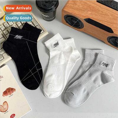 Socks men sports socks basketball black whe mid-calf spring