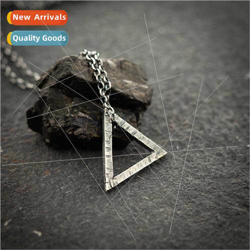 Geometric triangle ins necklace men women tanium steel penda