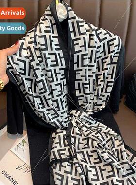 2021 new Korean  imation silk scarf female thousbirds grid f