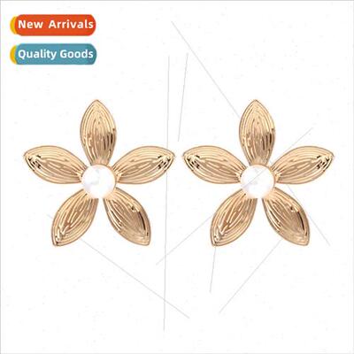 Fashion personalized flowers zinc alloy chrysanthemum earrin