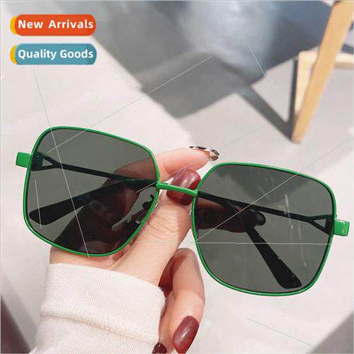 Europe new sunglasses creative  large square frame lacquered