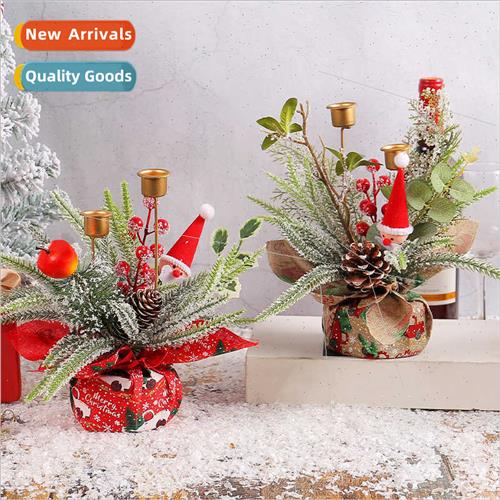 Christmas candlesticks Christmas decorations red fru simulat