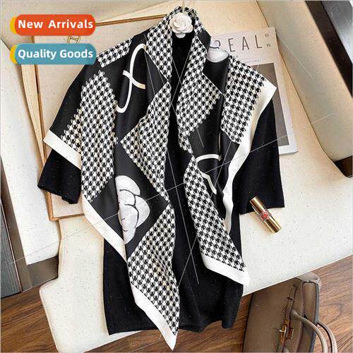 Spring Autumn Japan Korea Sweet Black Small Square Scarf Dec