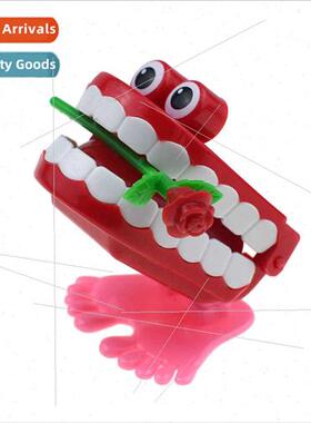 Red wind-up chain wh eyes rose jumping teeth ghost teeth Hal