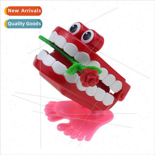 Red wind-up chain wh eyes rose jumping teeth ghost teeth Hal