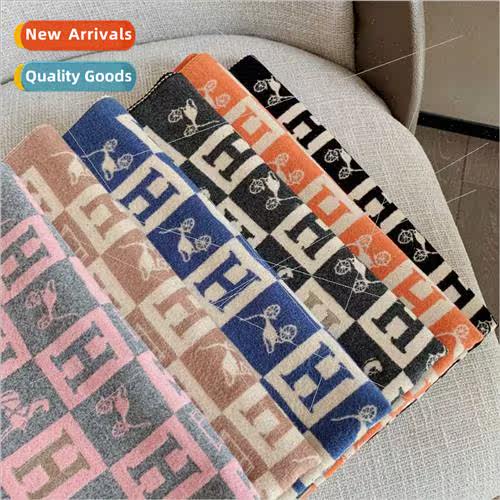 Autumn winter wild imation cashmere scarf female Europe Uned