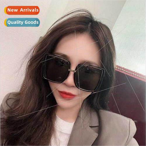 new fashion large Square Frame star nd sunglasses female