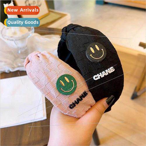 Korea versatile simple letters smiley   twisted high skull t