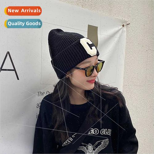 Cold cap show face small women  fall winter knted hat Korean