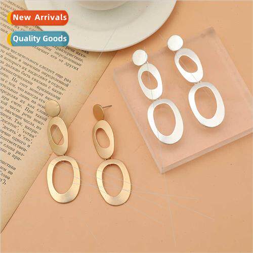 New Retro mple Women Earrings Europe mple Earrings