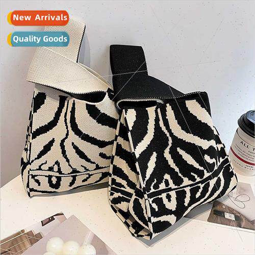 Spring Summer New  Vest Bag Vest Bag Knted Handbag Tote Flow