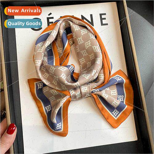 2022 Europe Uned States letters spring fall new silk scarf f