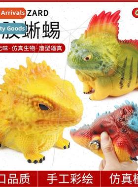 mulation tide play lizard animal model green iguana mane lio