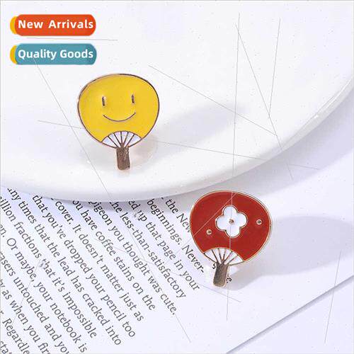 Creative Halloween smiley skull fan brooch jewelry alloy bro