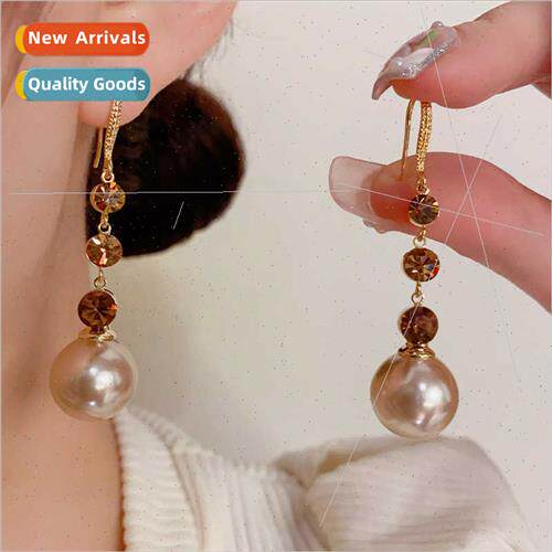Korea delicate curry zirconia pearl earhooks melade niche ea