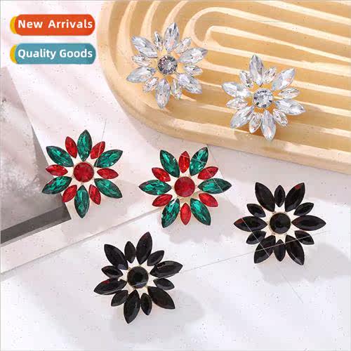 Europe new S925 silver needle simple earrings elegant full d